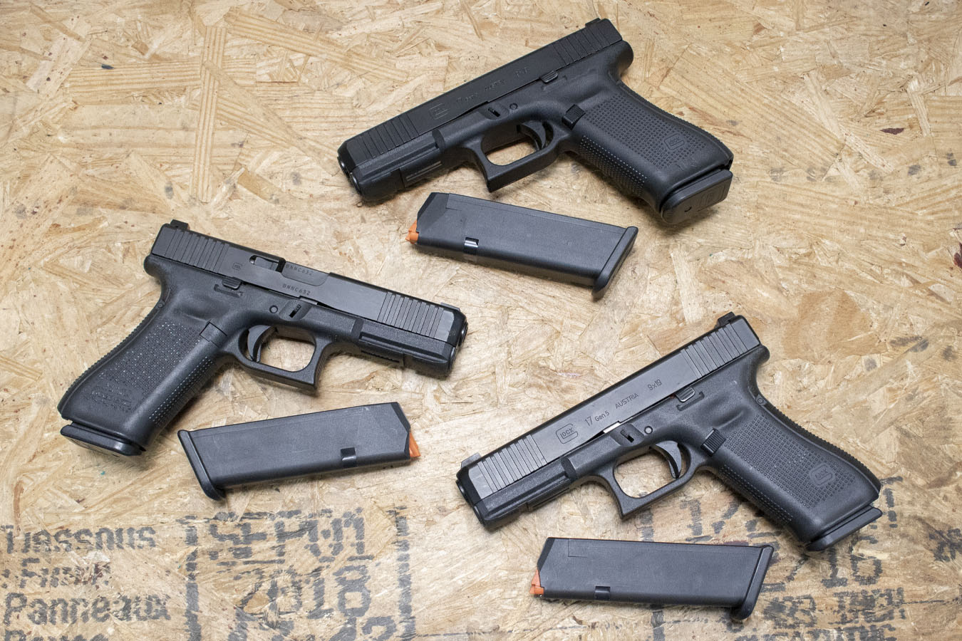GLOCK 17 Gen5 9mm Police Trade-In Pistols (Good Condition)